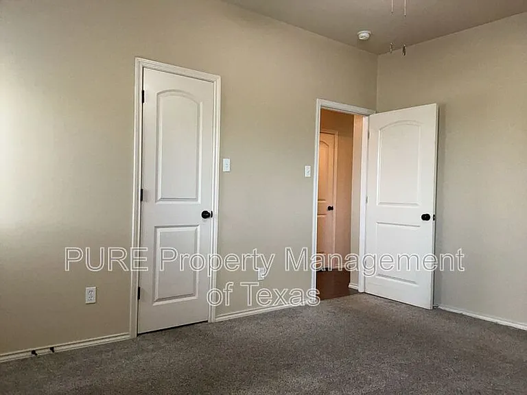 1144 Brendon Lee Ln — Photo 16