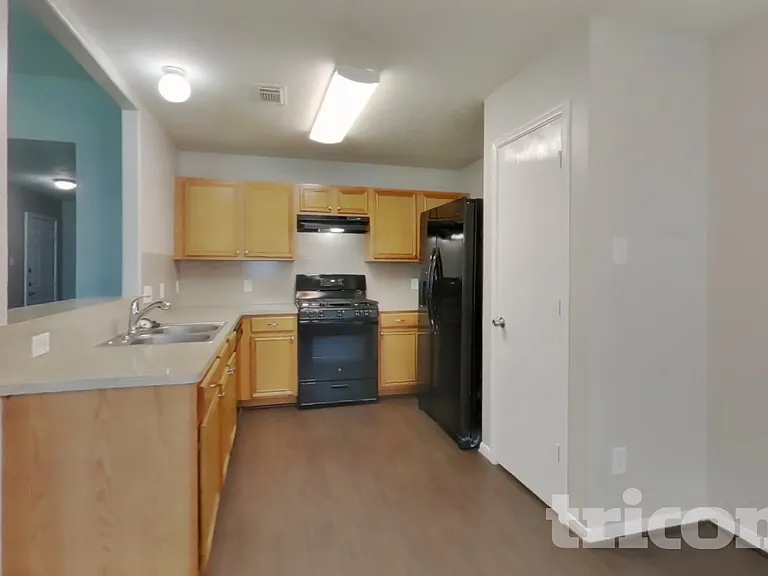 12230 Scarlet River Dr — Photo 4