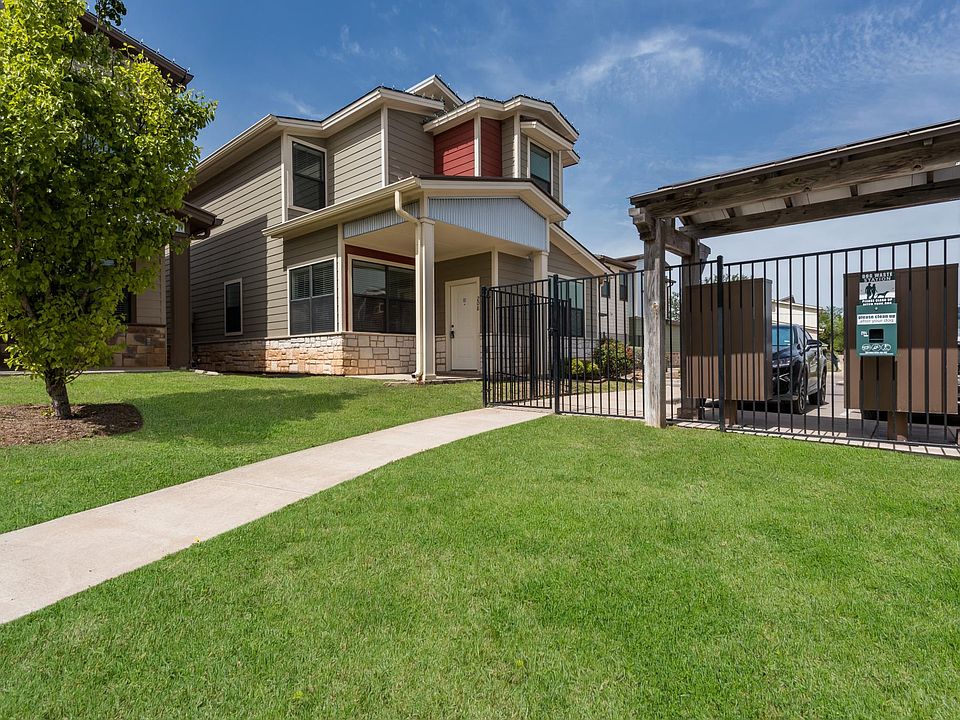 1st image of 400 Bosque Blvd Unit 101