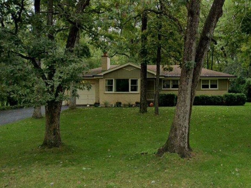1st image of 91 Oakwood Ln