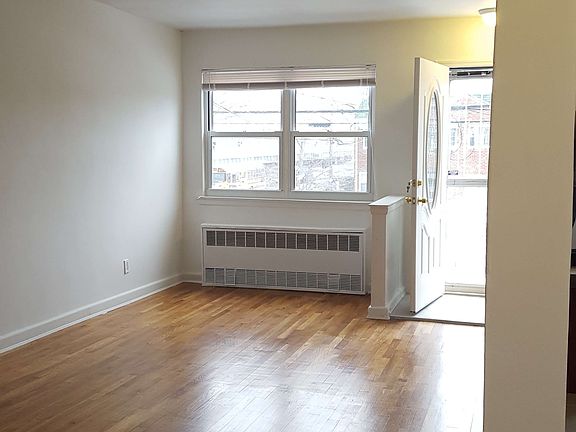4th image of 9919 Avenue J #2