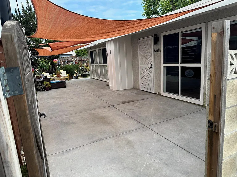 1244 Devon Ln — Photo 15