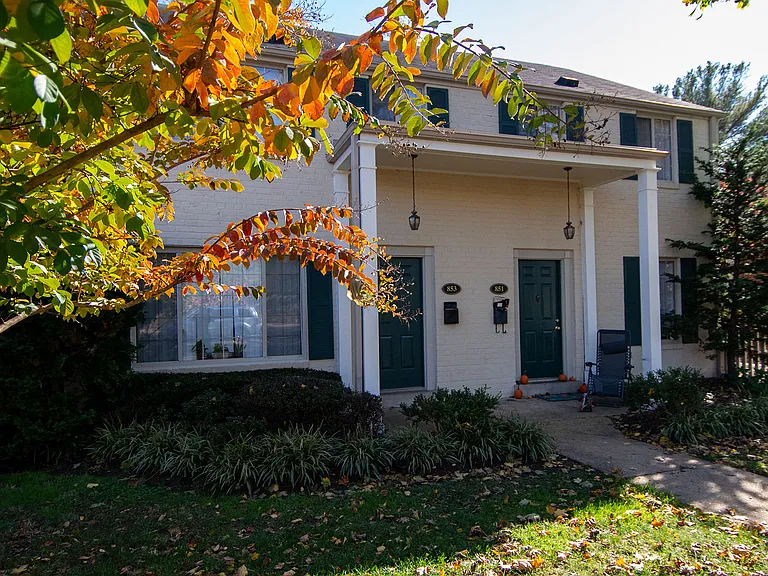 Brookville Townhomes Exterior 93