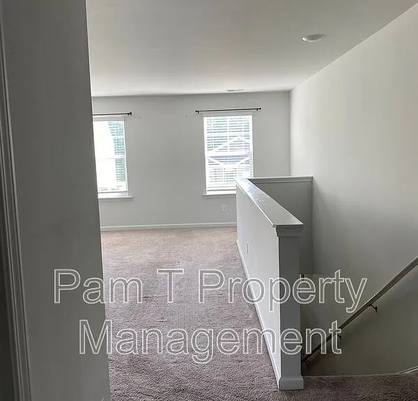 124 Troupe Dr — Photo 36