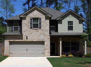 1009 Hartwell Rd, Locust Grove, GA 30248