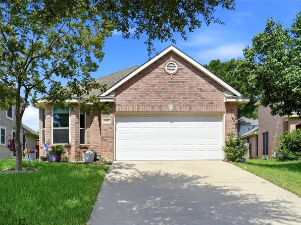6951 Chaco Trl, Fort Worth, TX 76137