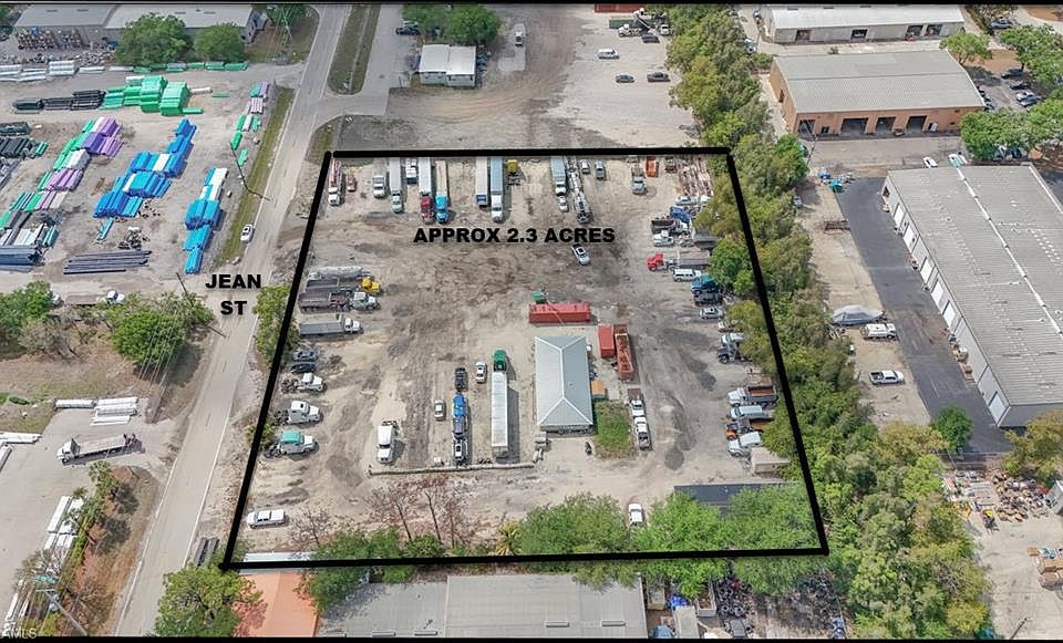 2nd image of 17174 Jean ST