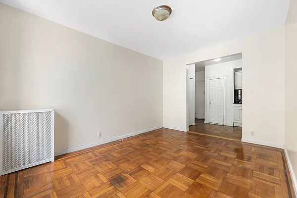 Rented by REAL New York | media 31