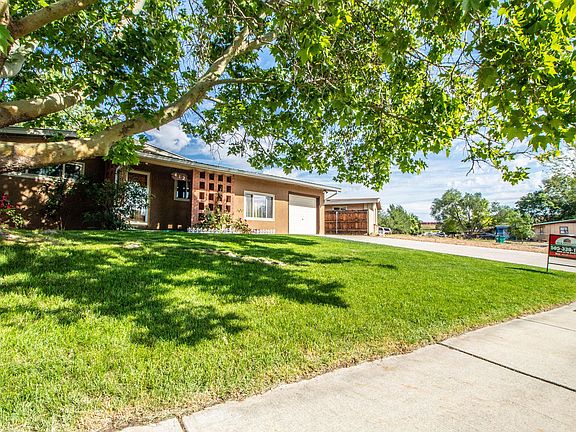 3rd image of 412 San Paula Ave