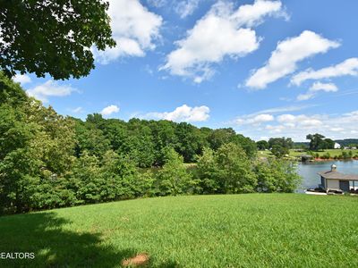 355 Conkinnon Dr, Lenoir City, TN, 37772