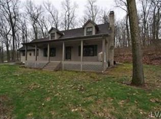 746 Woodside Ave, Mertztown, PA 19539