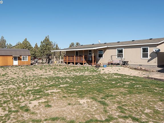 3rd image of 4435 SE Umatilla Loop