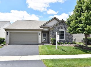 2571 Venetian Ln, Elgin, IL 60124