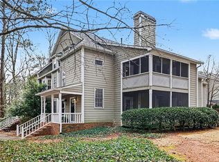 1405 Oakridge Cir, Decatur, GA 30033