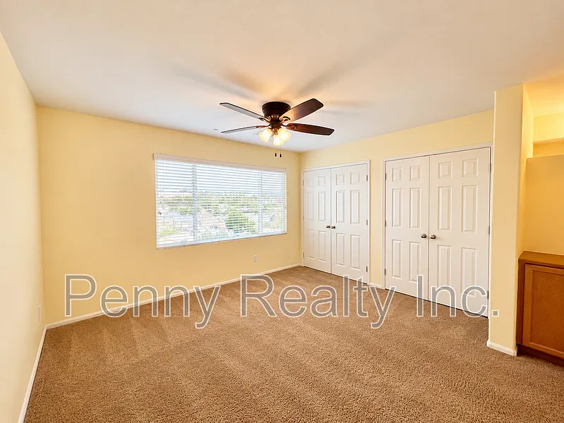 3 bed, 3.0 bath, 1606 sqft, $3,495 — Photo 3