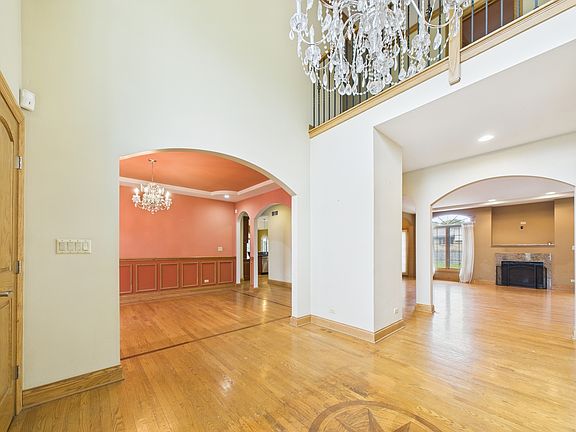 4th image of 3314 185th Pl