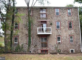 104 Old Mill Rd, Royersford, PA 19468