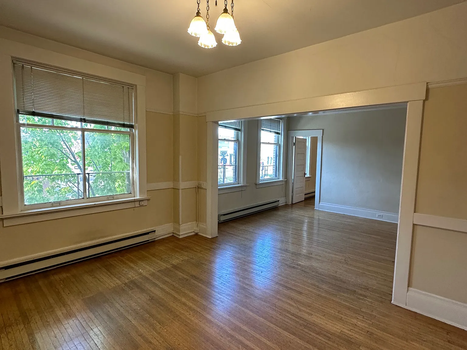 1 bed, 875 sqft, $1,100 — Photo 2