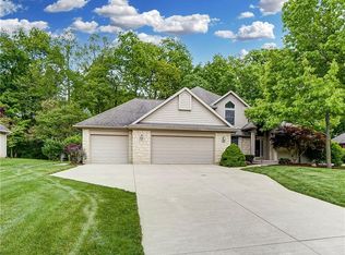 2375 Worthington Dr, Troy, OH