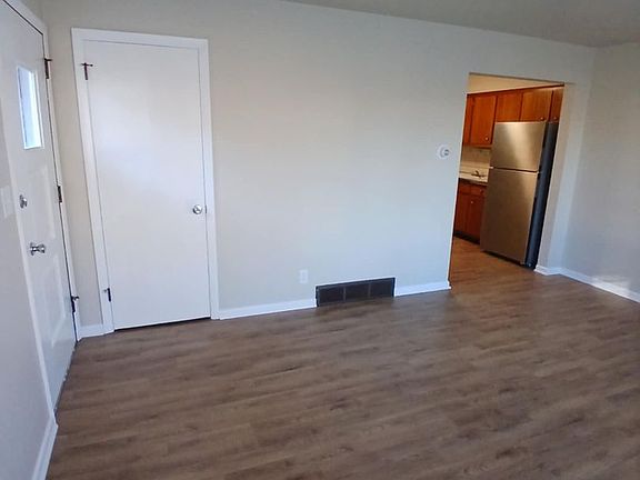 3rd image of 2229 7th Ave APT 4