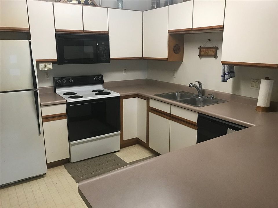 1st image of 130 Shannon Dr Unit 6