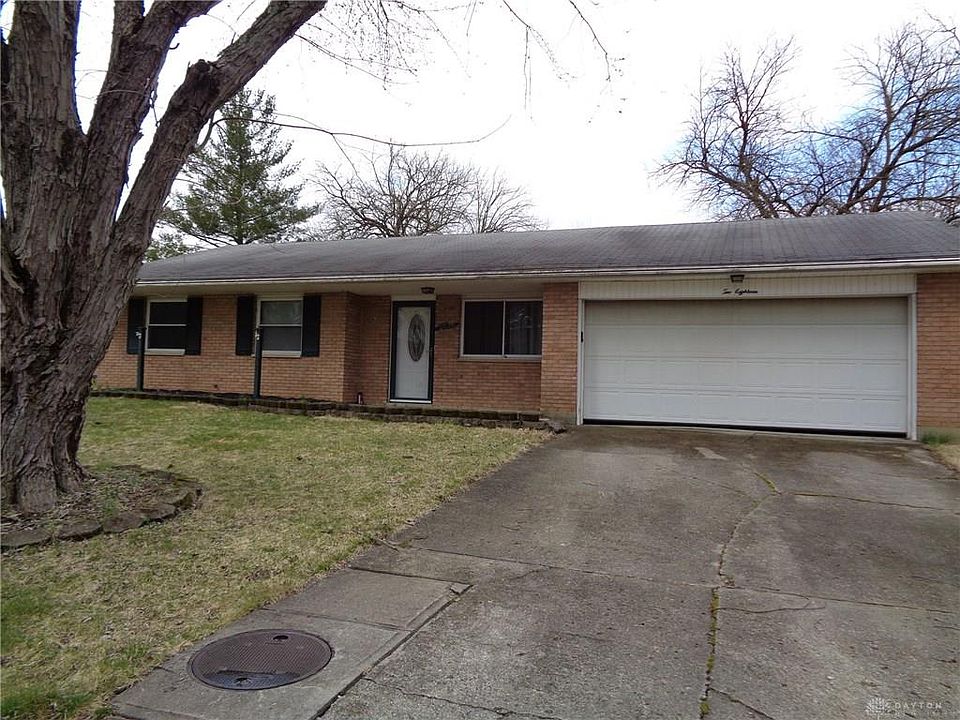 2nd image of 218 Lindell Dr