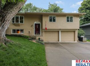 5912 S 140th Ave, Omaha, NE 68137