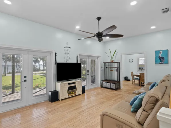 6789 S Indian River Dr, Fort Pierce, FL 34982