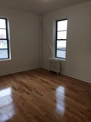 Rented by Talent Real Estate Inc. | media 11