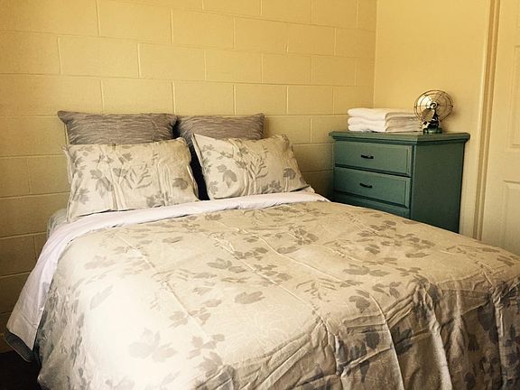 1 BR Bedroom_08182016