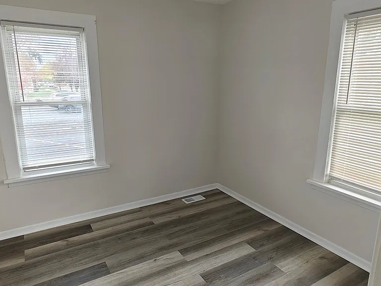 7202 Chestnut Ave — Photo 8