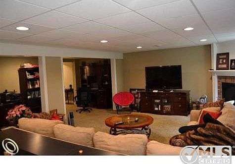 Basement 2.jpg