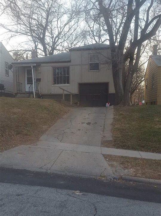 1st image of 3740 N 42nd St