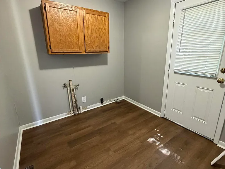 1861 Dunkirk Dr — Photo 5