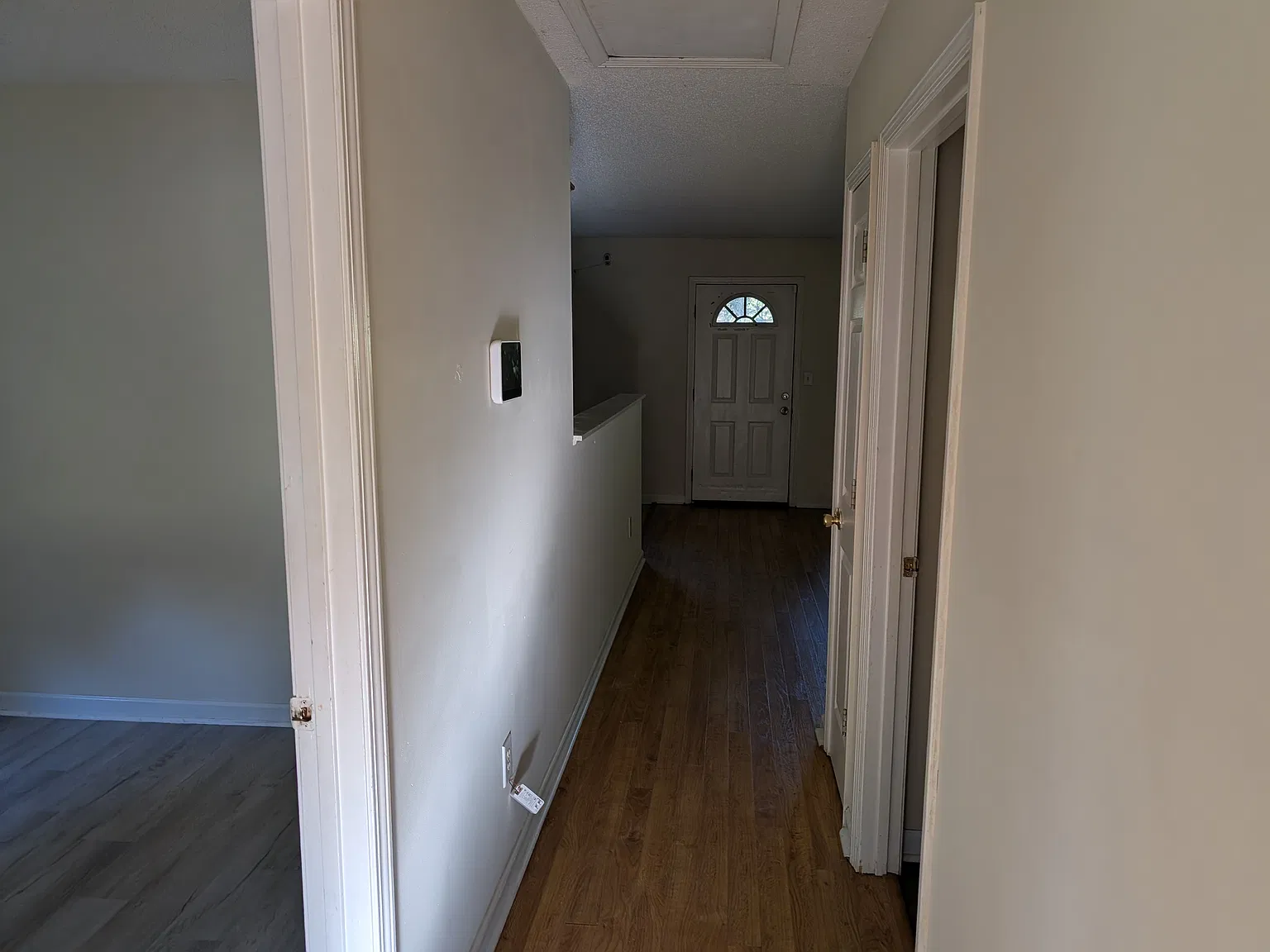 3 bed, $1,400 — Photo 2