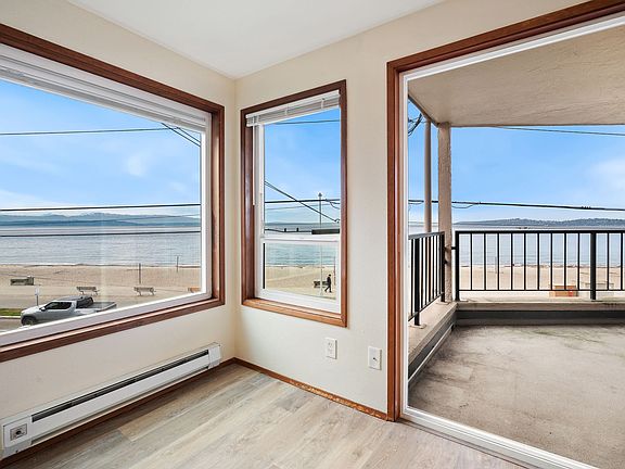 5th image of 2440 Alki Ave SW Unit 302