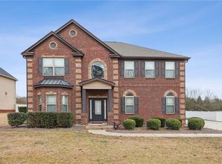 209 Traditions Ln, Hampton, GA 30228