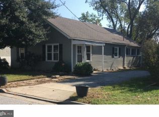90 Dolbow Ave, Pennsville, NJ 08070