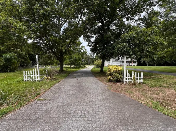 254 Robert Hardeman Rd, Winterville, GA 30683