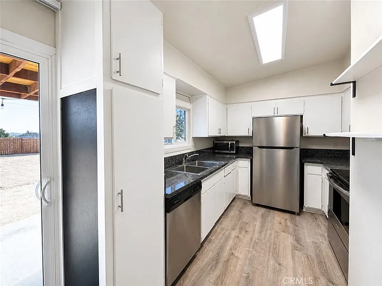 6848 Quail Spring Ave — Photo 6