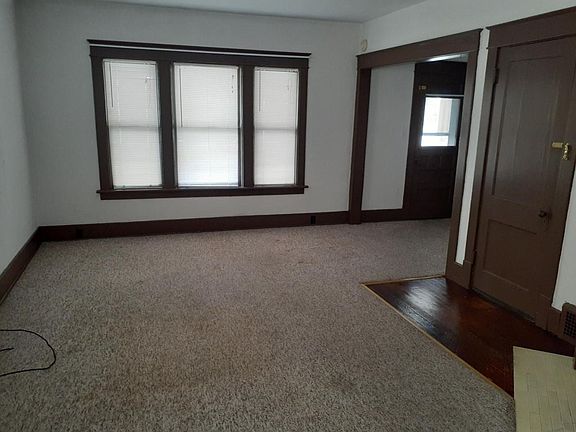 5th image of 814 Washington Pl #2