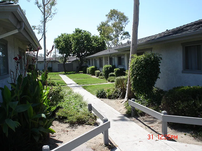 Arbor Glen Apartment Homes — Photo 13