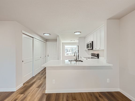 5th image of 475 E North Bend Way #02f2e5121