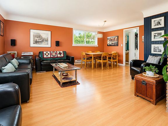 5th image of 923 Quadling Ave