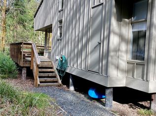 719 E Promontory Rd, Shelton, WA 98584