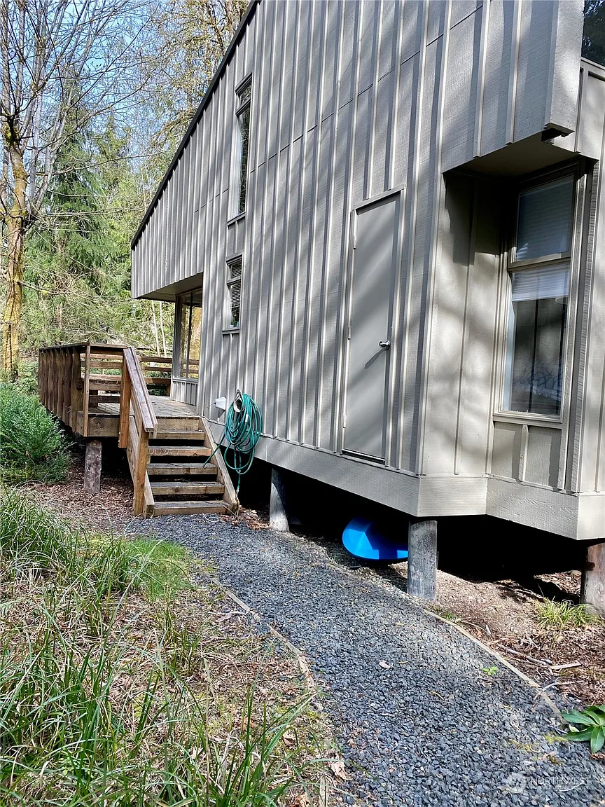 719 E Promontory Road photo 1