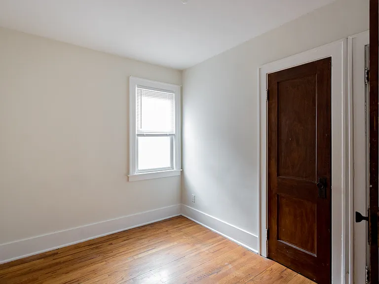 178 W Cambourne St — Photo 12