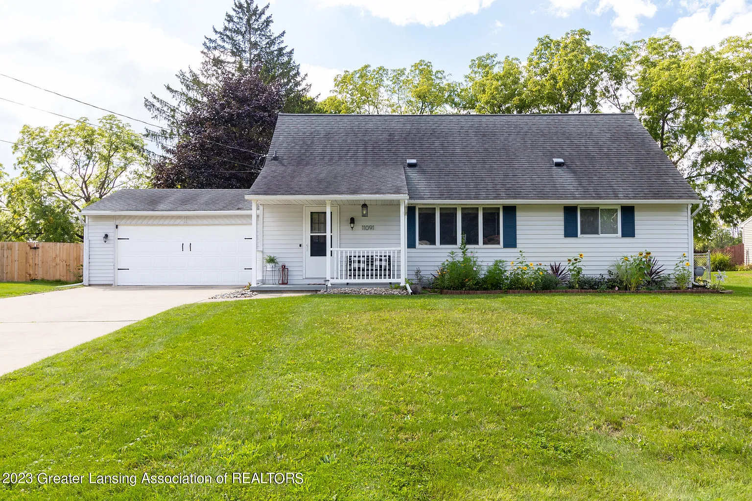 11091 Jerryson Dr photo 1