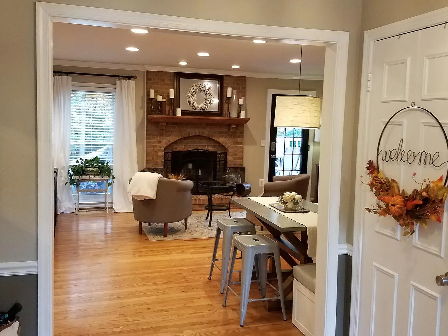 4 bed, 3.5 bath, 3113 sqft, $3,900 — Photo 3