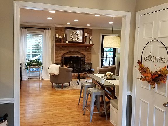 3rd image of 13116 Nestlewood Ct